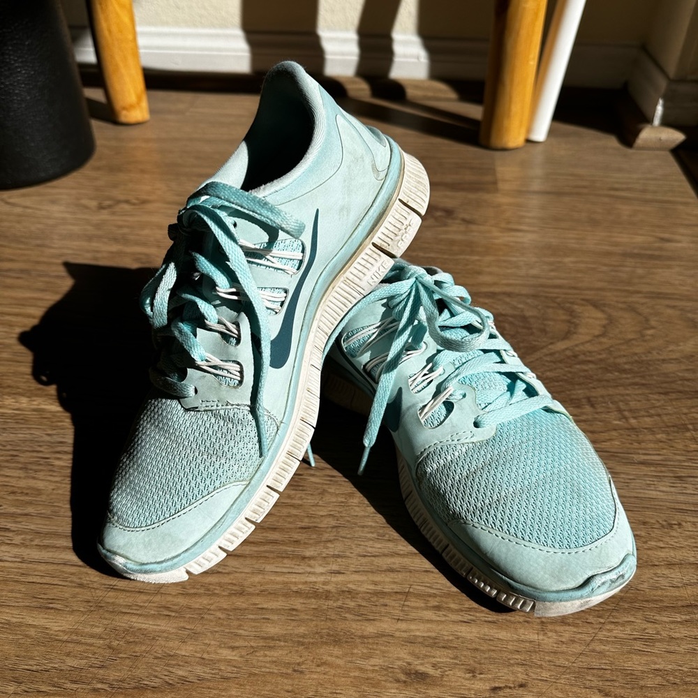 Baby Blue Nike Free Runs
